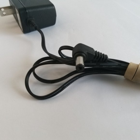 Genuine D-Link AMS1-0501200FU Wall Power Supply Adapter 5V 1.2A #9 - Picture 4 of 5